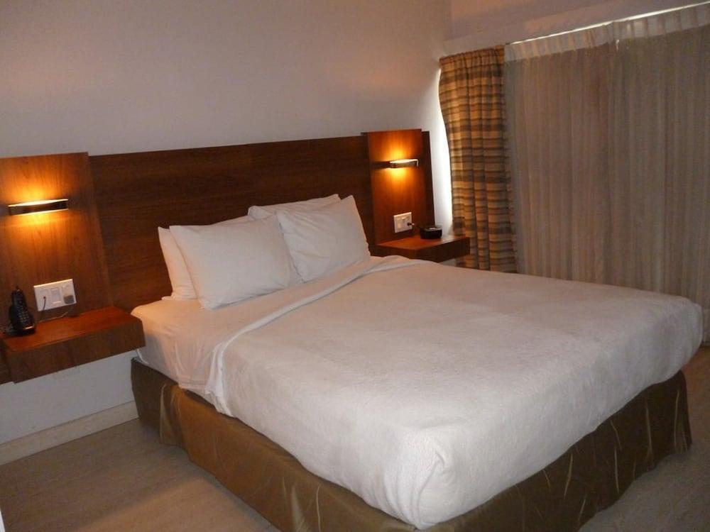 Hotel Tower House Suites ปานามาซิตี้ ภายนอก รูปภาพ