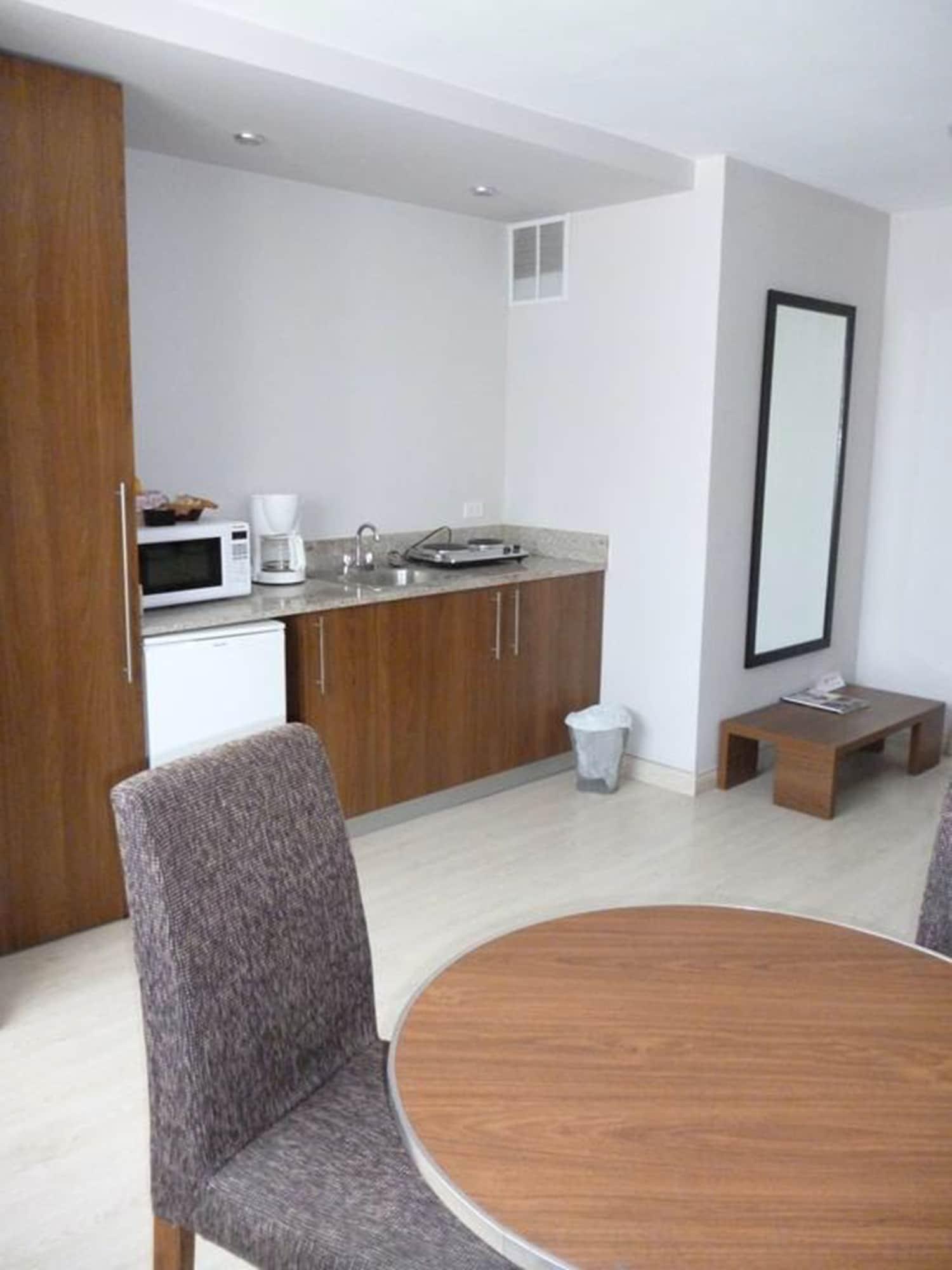 Hotel Tower House Suites ปานามาซิตี้ ภายนอก รูปภาพ